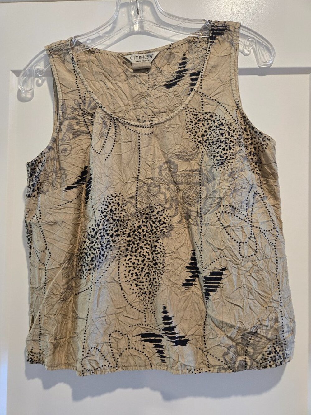 CITRON TAN BLACK SCOOP NECK BAMBOO NYLON BUTTERFLY PRINT SHELL SIZE M